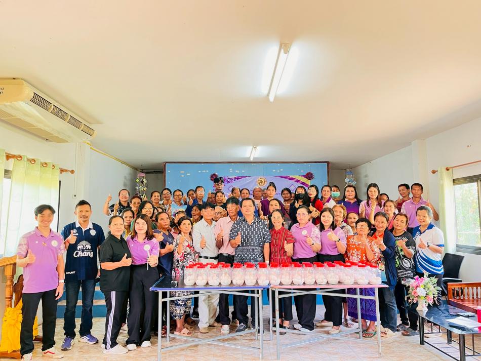 กิจกรรมหลักสูตรการทำไข่เค็มของกลุ่มอาชีพตำบลหนองหลวง ประจำปีงบประมาณ 2569